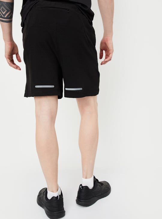 Men Solid Regular Fit Sports Shorts