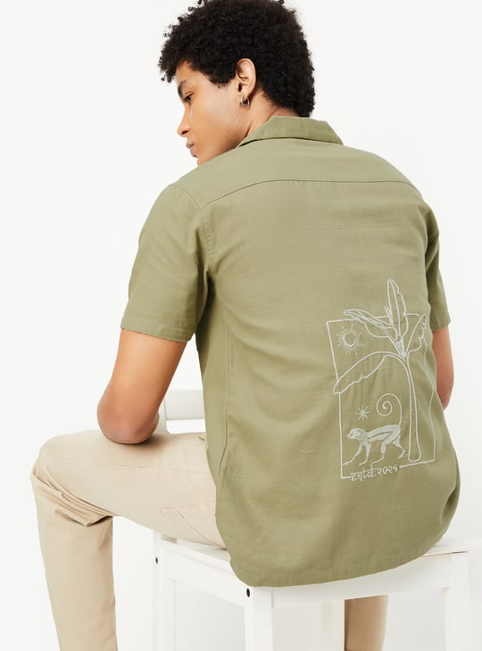 Men Back Embroidered Slim Fit Shirt