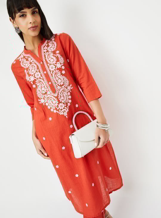 Women Embroidered Straight Kurta Set