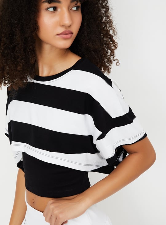 Women Striped Sports Crop Top with Camisole