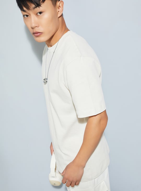 URB_N Men Textured T-shirt