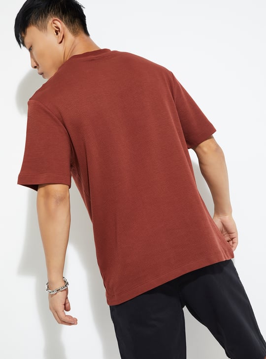 URB_N Men Textured T-shirt