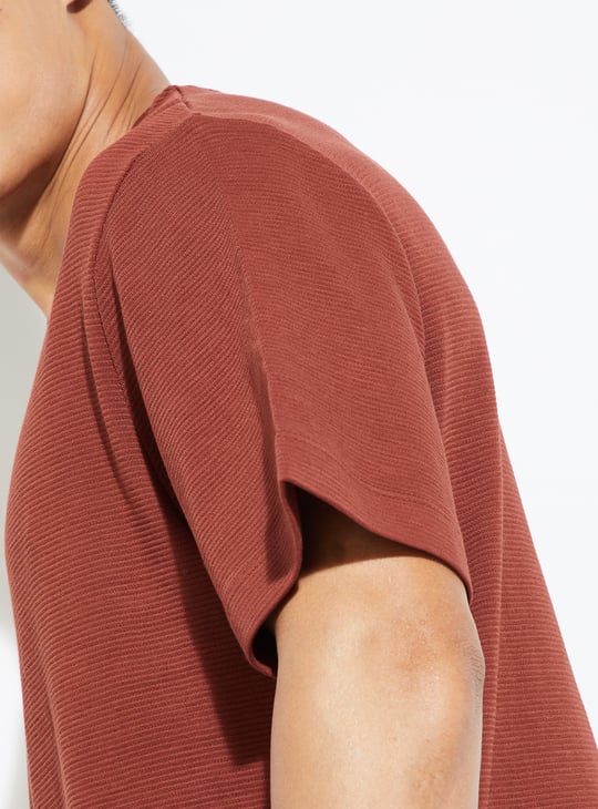 URB_N Men Textured T-shirt