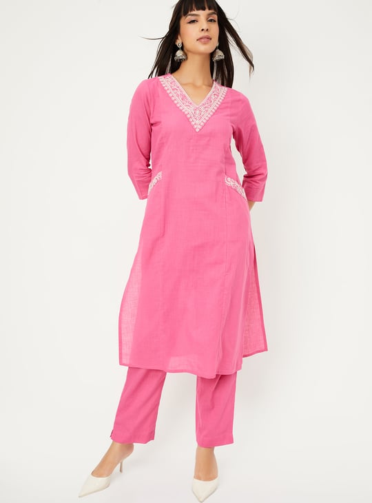 Women Embroidered Straight Kurta Set