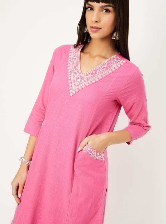 Women Embroidered Straight Kurta Set