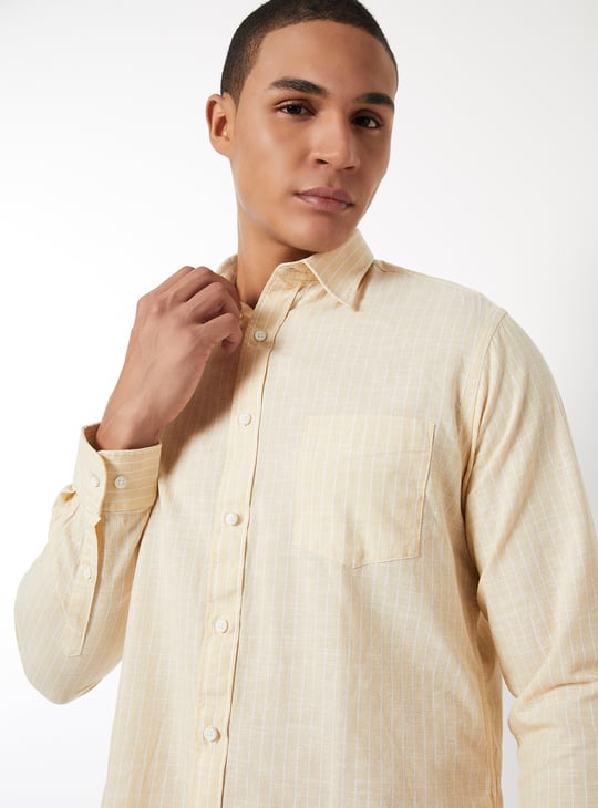 Men Striped Slim Fit Shirt