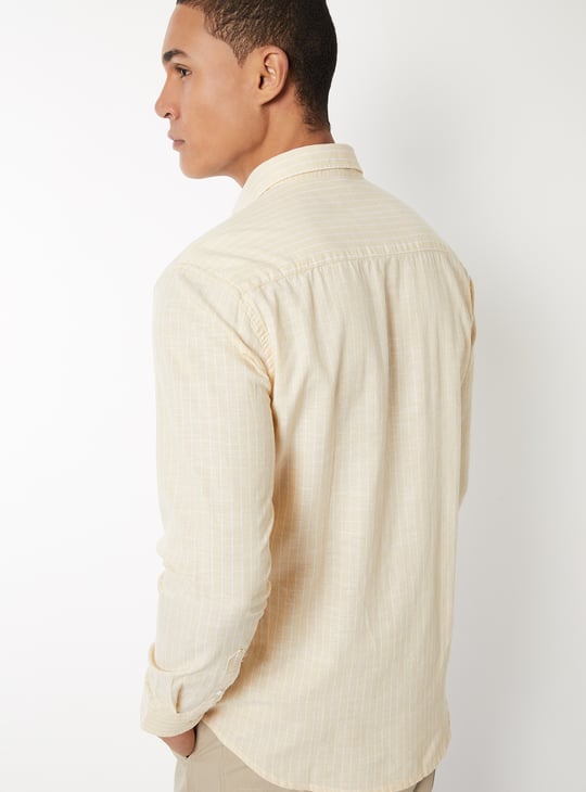 Men Striped Slim Fit Shirt