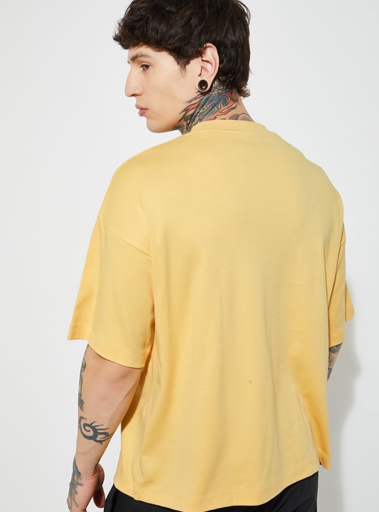 URB_N Men Embroidered Boxy Fit T-shirt