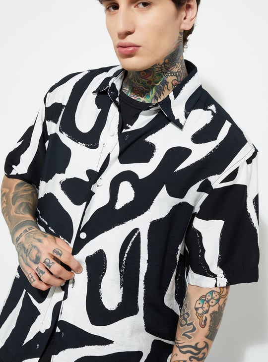 URB_N Men Printed Relaxed Fit Shirt