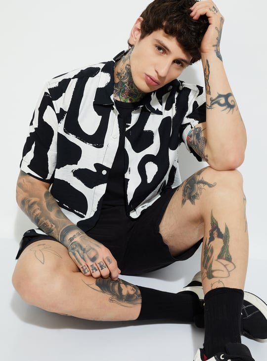 URB_N Men Printed Relaxed Fit Shirt