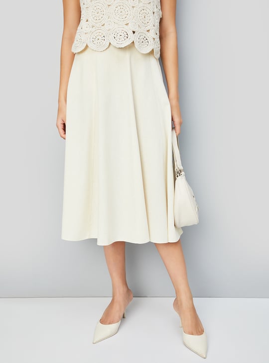 Women Solid A-line Belted skirt