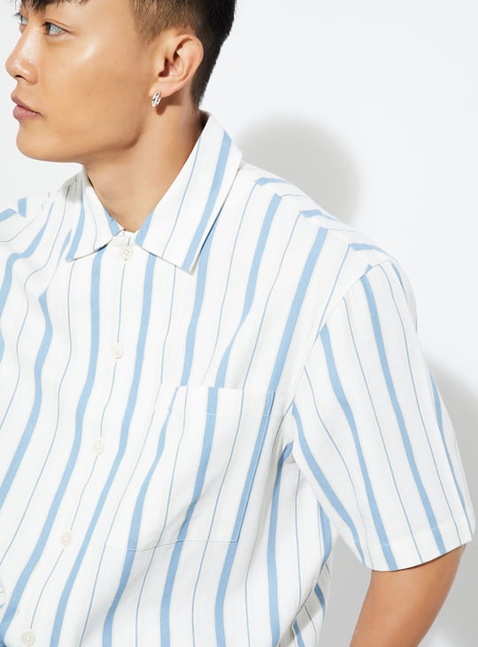 URB_N Men Striped Boxy Fit Shirt