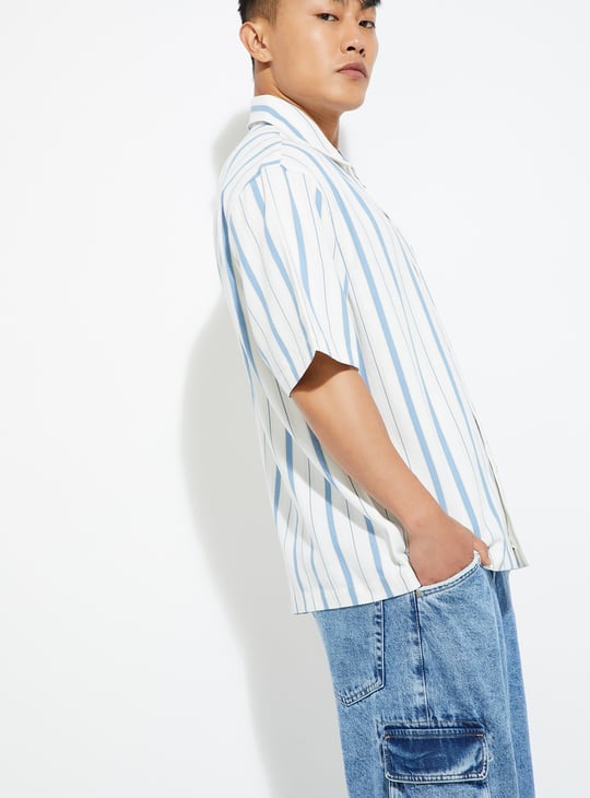 URB_N Men Striped Boxy Fit Shirt