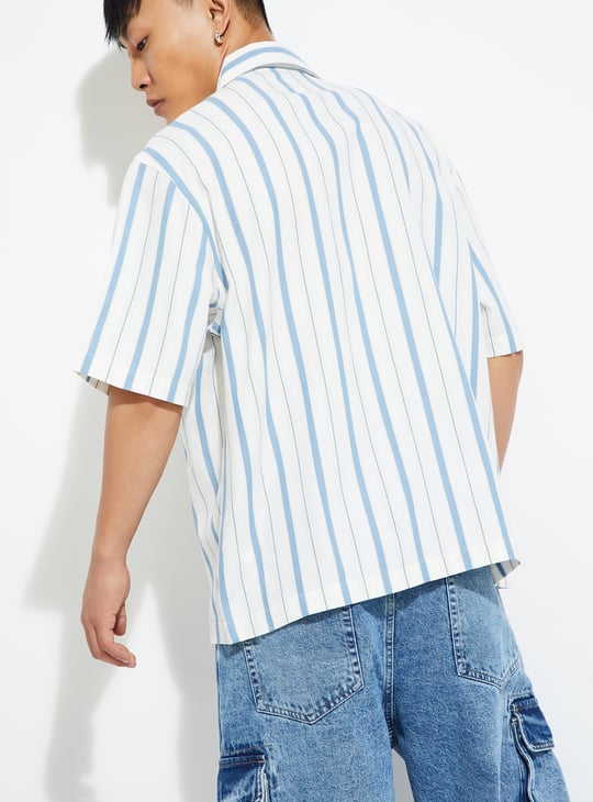 URB_N Men Striped Boxy Fit Shirt