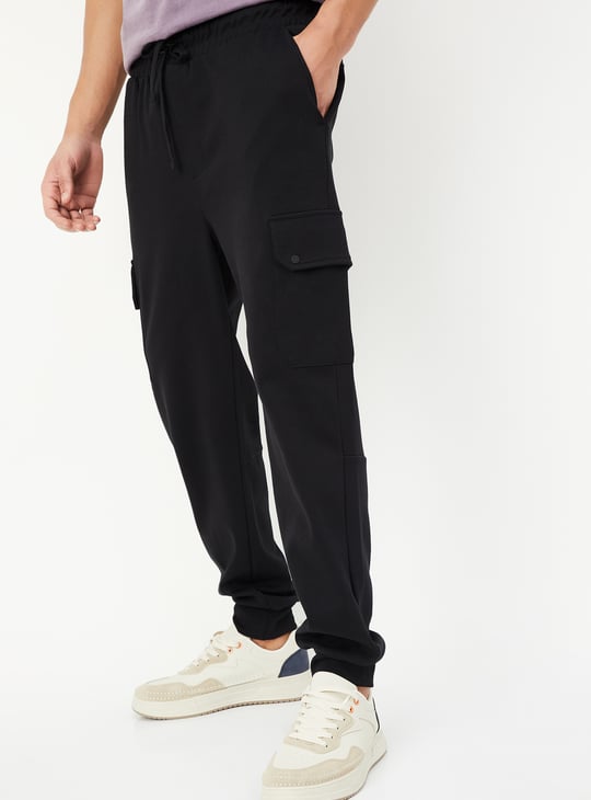 Men Regular Fit Cargo Joggers