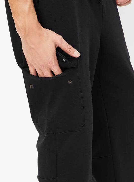Men Regular Fit Cargo Joggers
