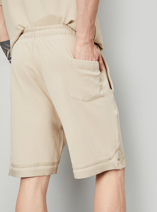Men Textured Regular Fit Sports Shorts