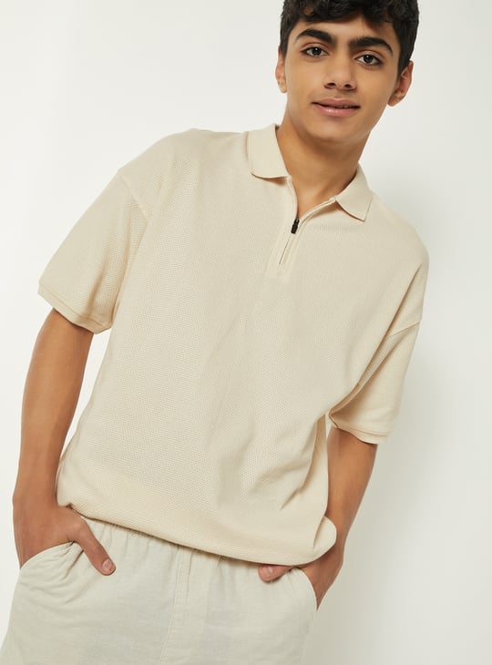 Boys Textured Polo T-shirt