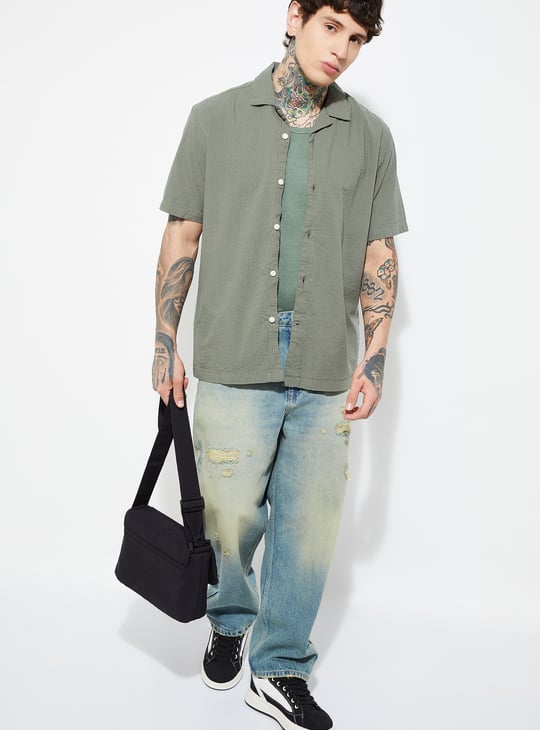 URB_N Men Textured Regular Fit Shirt