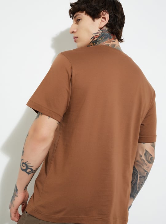 URB_N Men Graphic Printed T-shirt