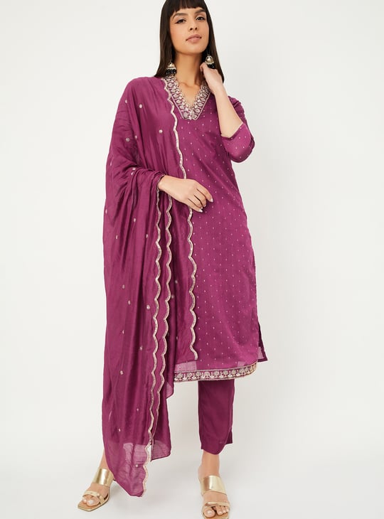 Women Embellished Straight Kurta Set