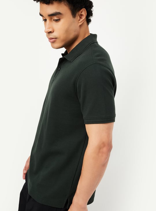 Men Textured Regular Fit Polo T-shirt