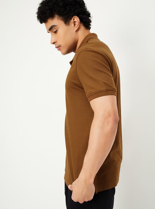 Men Textured Polo T-shirt