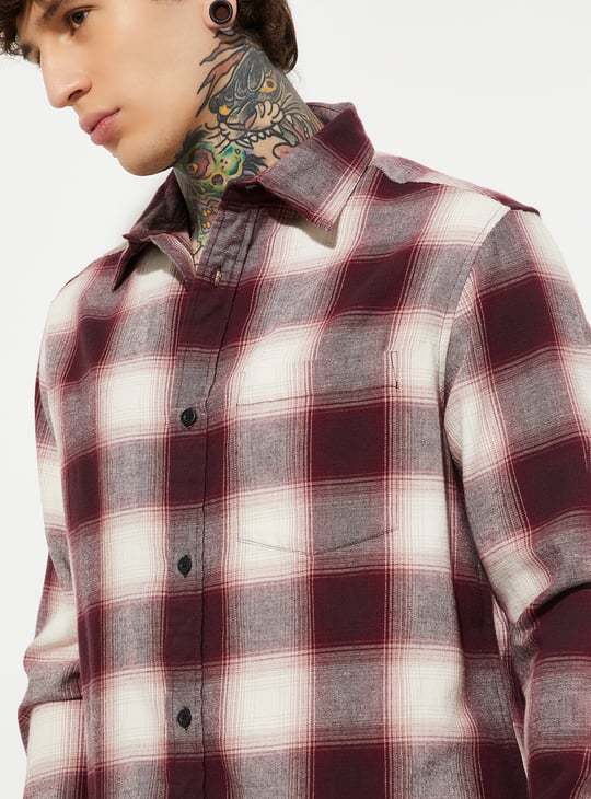 URB_N Men Checked Regular Fit Shirt