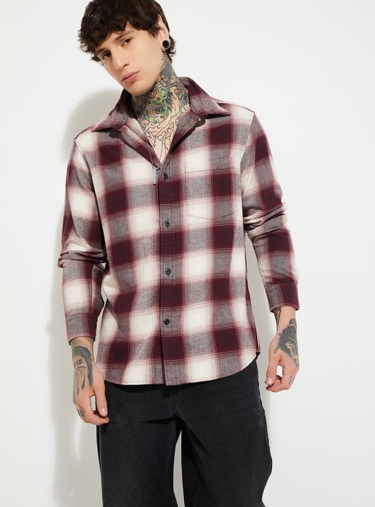URB_N Men Checked Regular Fit Shirt