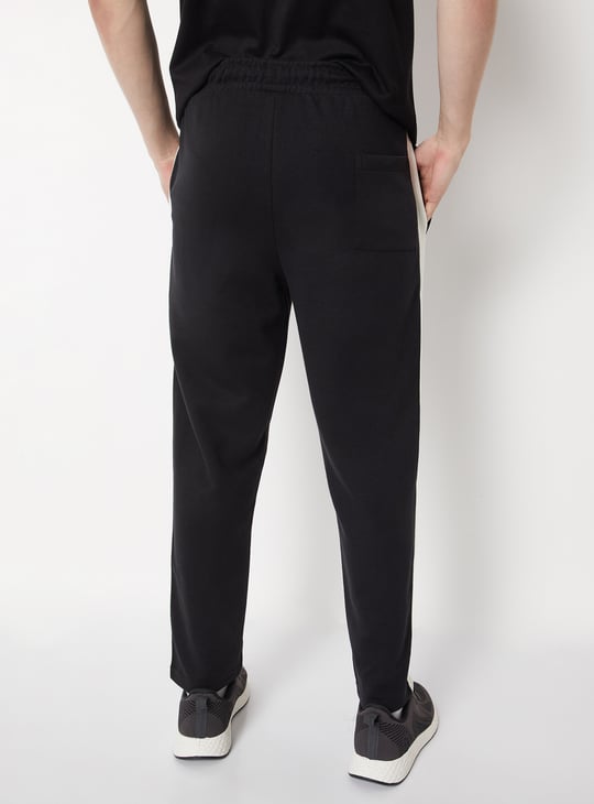Men Side Taped Sports Track Pants