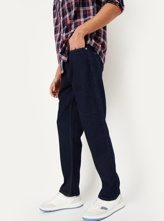 Men Solid Straight Fit Jeans