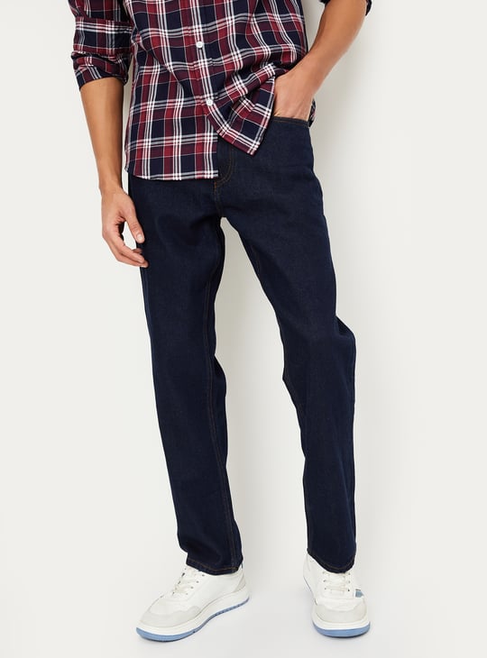 Men Solid Straight Fit Jeans