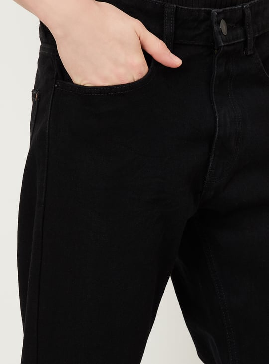 Men Solid Straight Fit Jeans