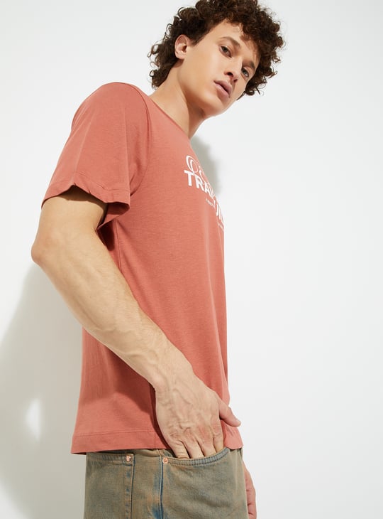 URB_N Men Typographic Print T-shirt