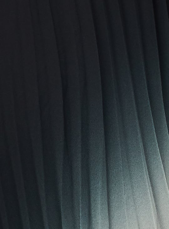 Women Ombre Pleated Midi Dress