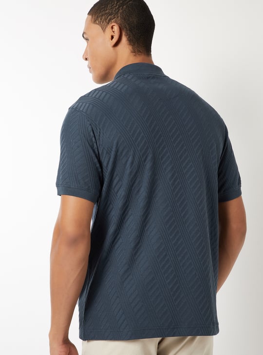 Men Textured Regular Fit Polo T-shirt