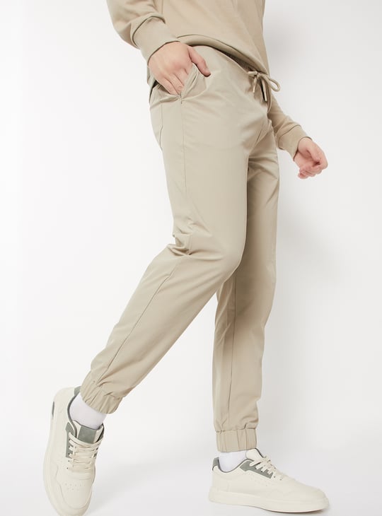 Men Textured Slim Fit Sports Joggers