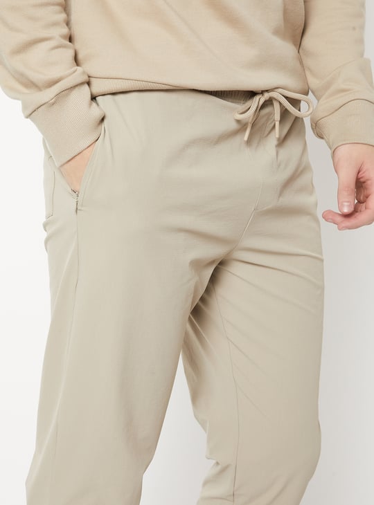 Men Textured Slim Fit Sports Joggers