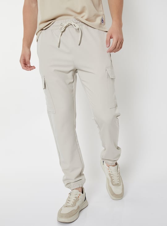 Men Solid Sports Cargo Joggers