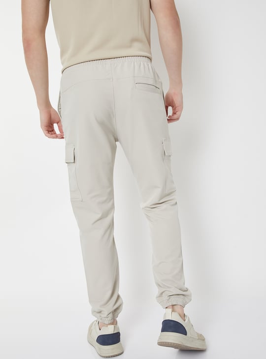 Men Solid Sports Cargo Joggers