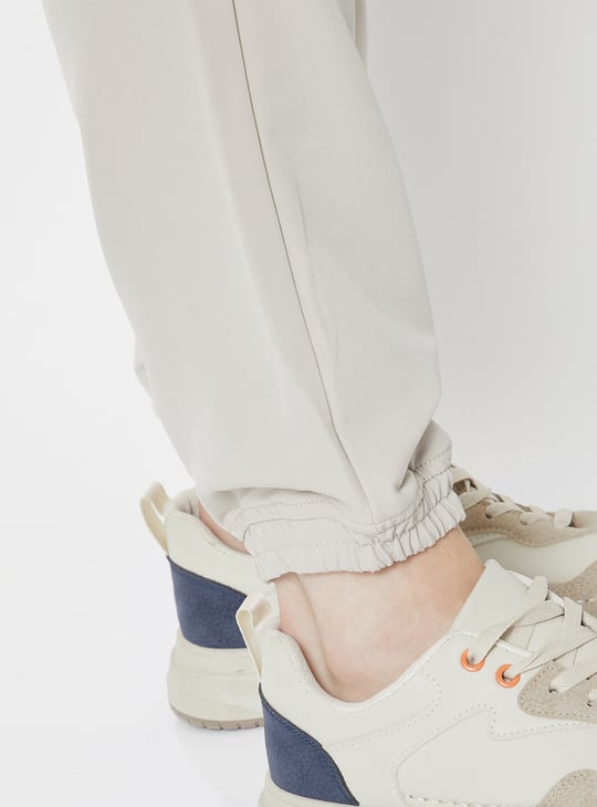 Men Solid Sports Cargo Joggers