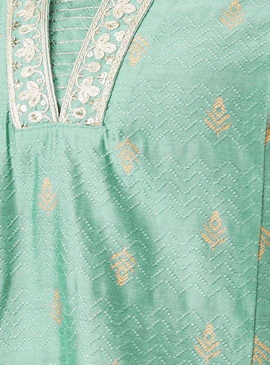 Women Embroidered Kalidar Kurta Set