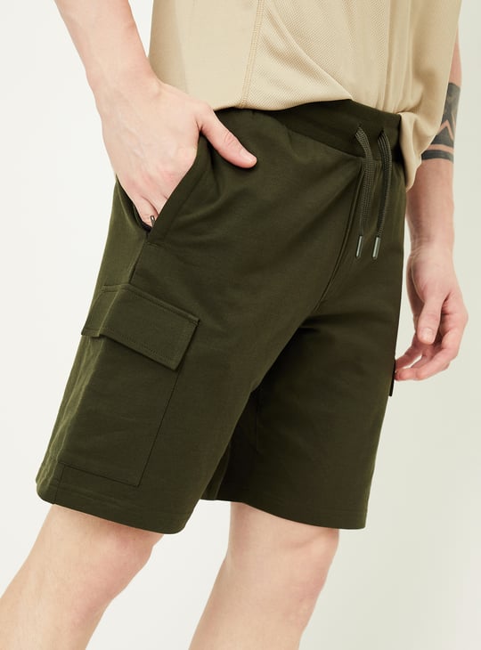 Men Solid Sports Cargo Shorts