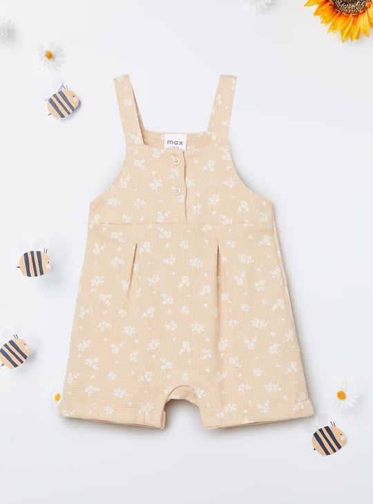Girls Printed Dungarees with T-shirt