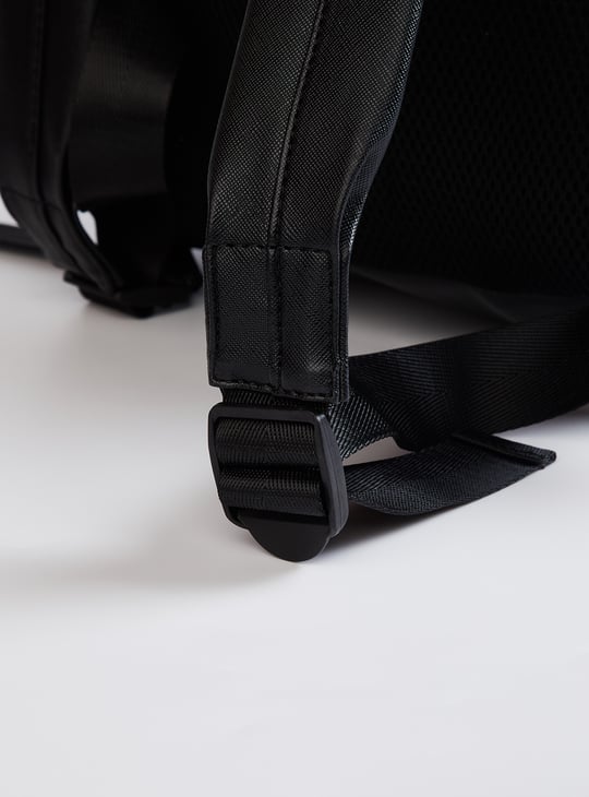 Men Textured Backpack