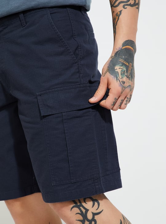 URB_N Men Textured Cargo Shorts