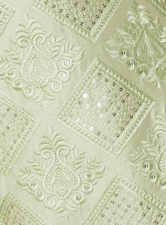 Men Embroidered Straight Kurta Set