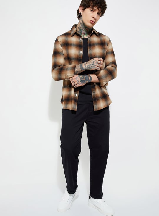 URB_N Men Checked Regular Fit Shirt