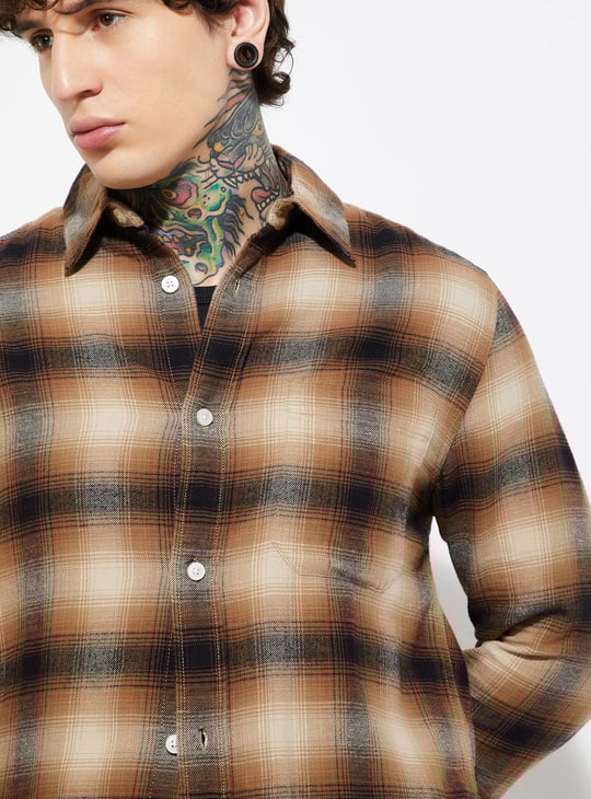 URB_N Men Checked Regular Fit Shirt