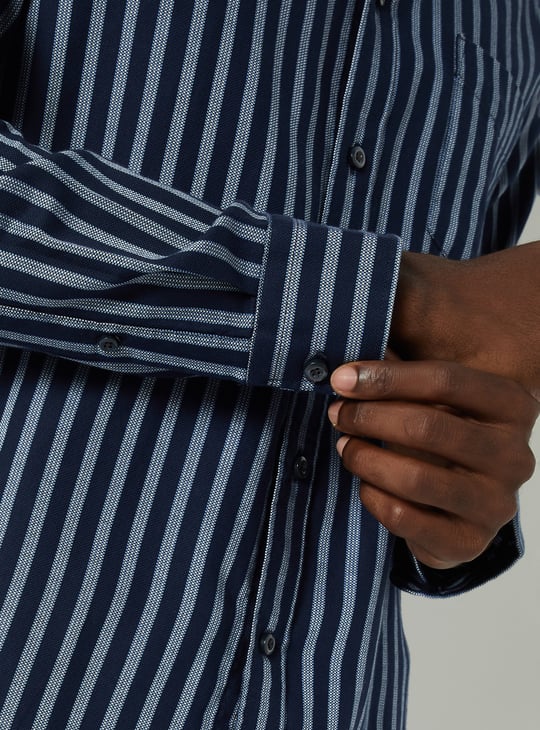 Men Striped Slim Fit Shirt